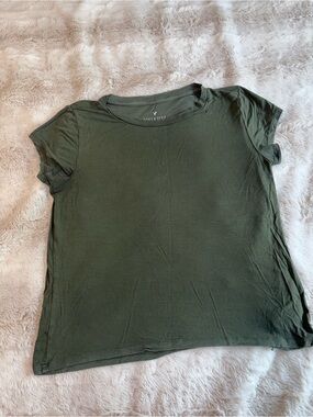 American Eagle Outfitters Olive Green soft and sexy T-shirt, medium